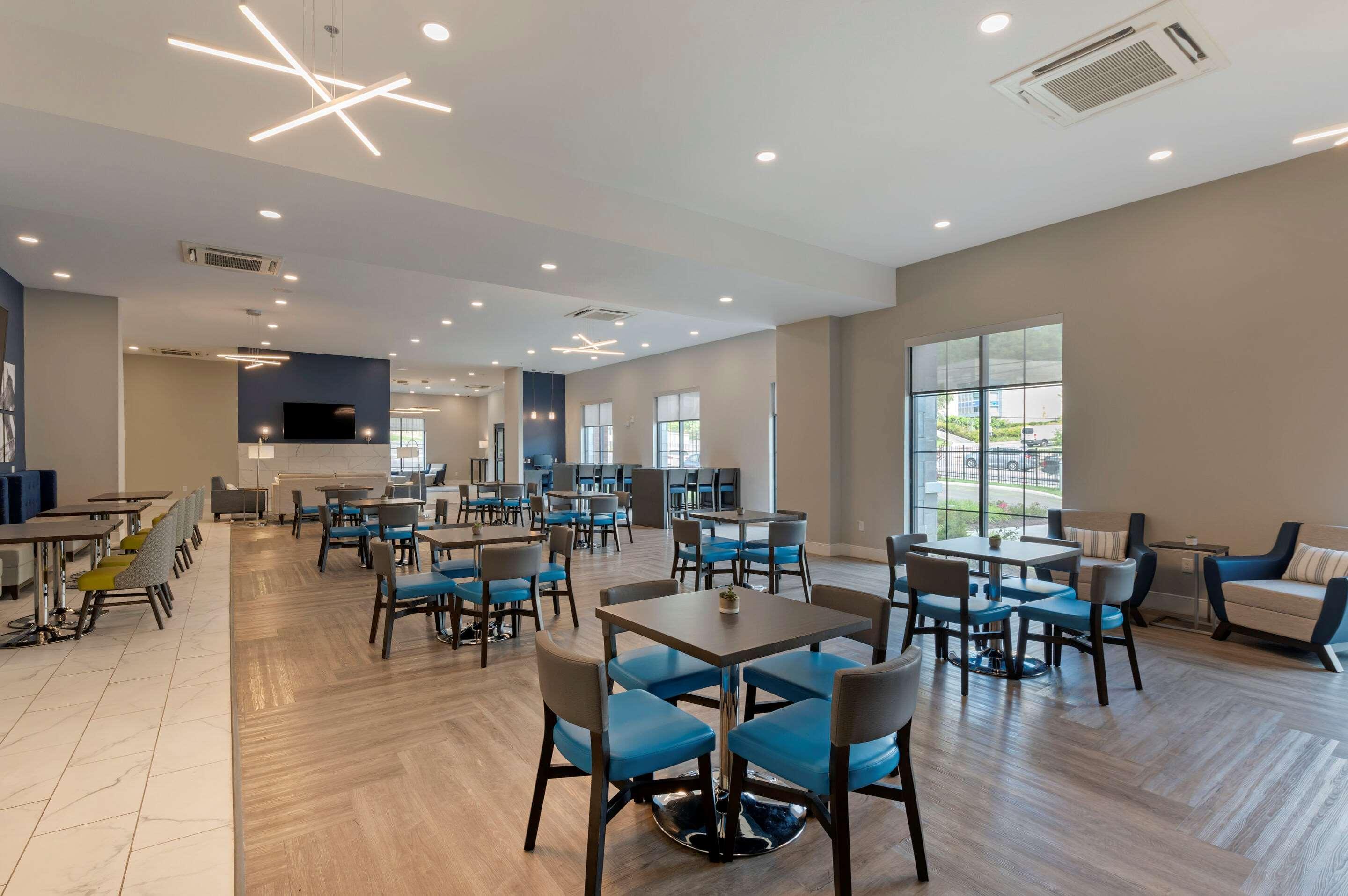 Mainstay Suites Cincinnati University - Uptown Exteriör bild